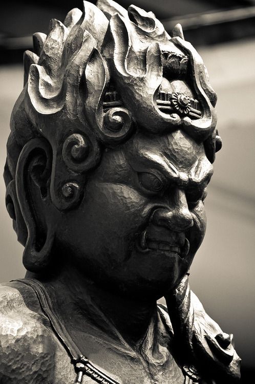 Hình Bất Động MInh Vương bằng đá 5