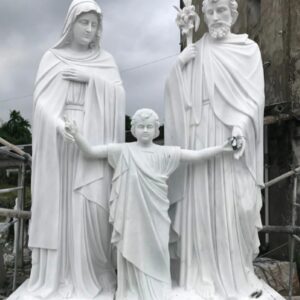 Bức tượng với ý nghĩa tình yêu và sự hy sinh